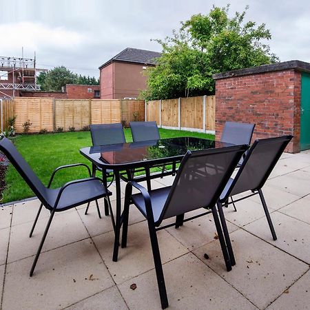 The Burton York 3 Bedroom House Sleeps 6 Экстерьер фото